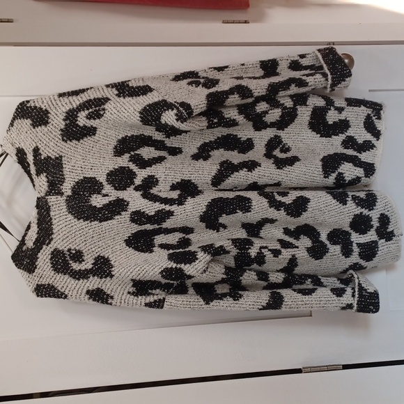 HUGE Animal Leopard Spots Oversized Long Cardigan Sweater small-large - Picture 6 of 7